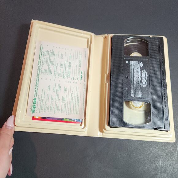 Collectible Walt Disney Classic The Jungle Book VHS Black Diamond edition #1122 - Picture 7 of 8